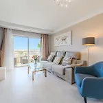 Апартаменты Playa Paraiso 2bdr Ocean View Terrace And Garage
