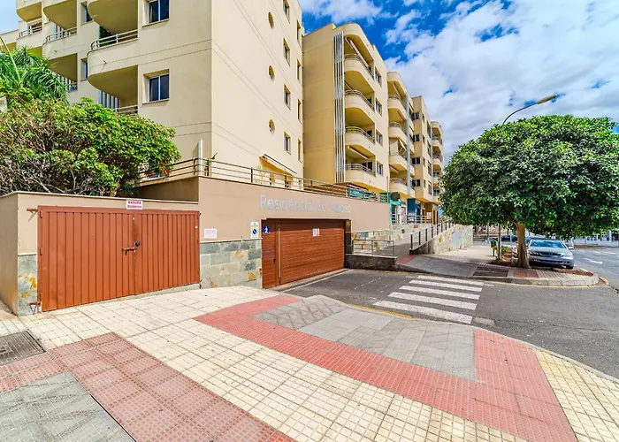 Playa Paraiso 2bdr Ocean View Terrace And Garage アパート アデヘ